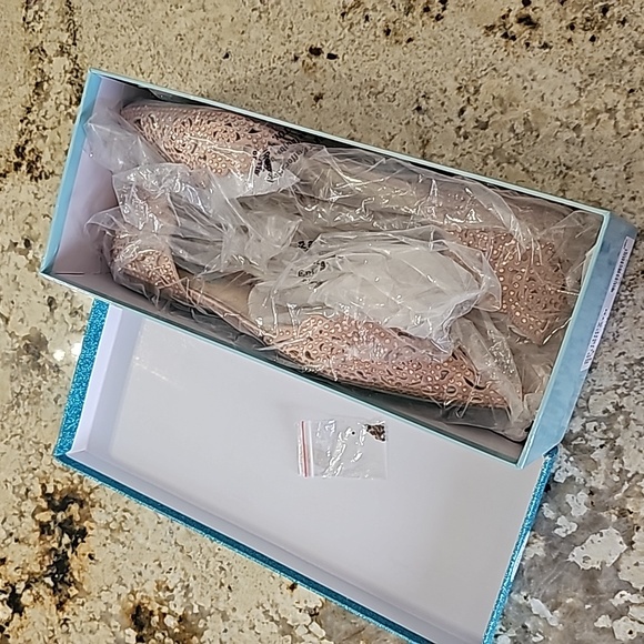Betsy Johnson Blue Lucy Blush Embelished Flat - NIB - Picture 3 of 5